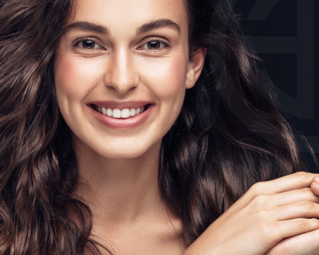 Améliorer la forme des dents : les facettes dentaires | Dr Elhyani | Paris