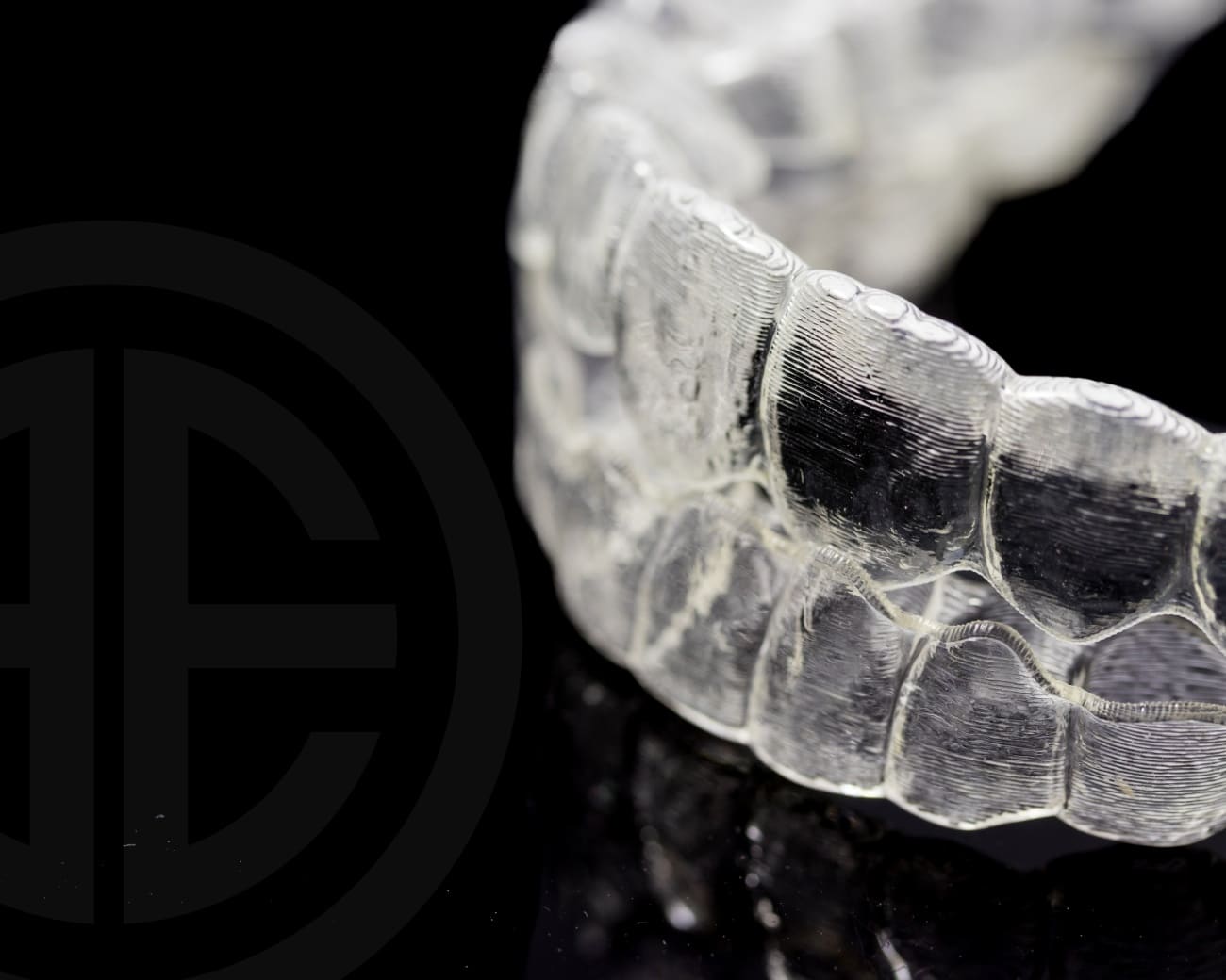 Invisalign : orthodontie invisible chez l'adulte | Dr Elhyani | Paris